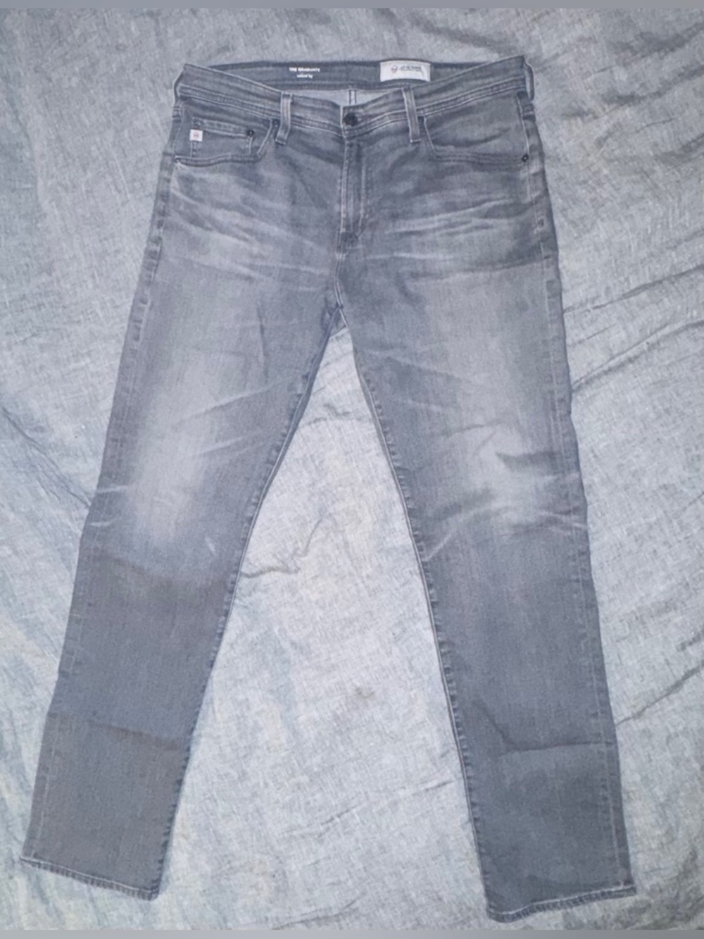 AG “The Graduate” Tailored Leg Jeans Sz 34 R